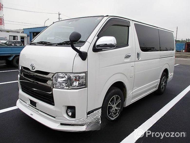 Toyota Hiace Super GL 2020