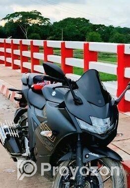 Suzuki Gixxer 250 . 2025
