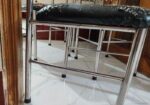 মোটা এস.এস. চেয়ার।
