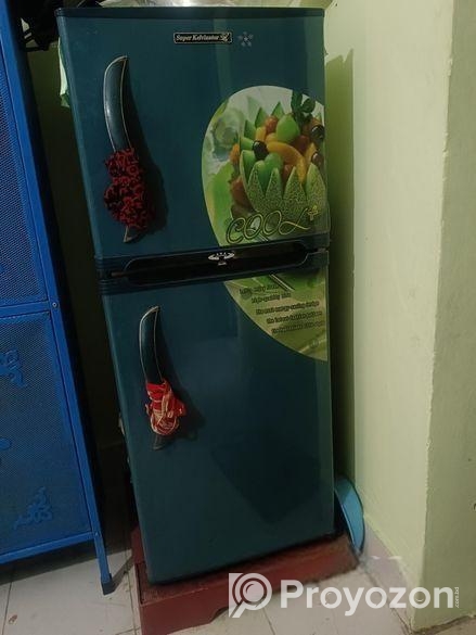 একটি ফ্রিজ বিক্রি হবে