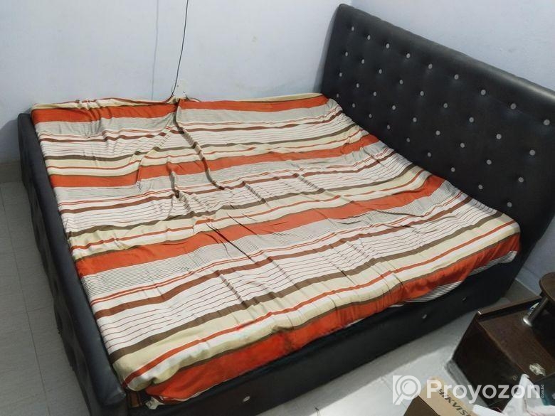 খাট (৬’ x ৭’)