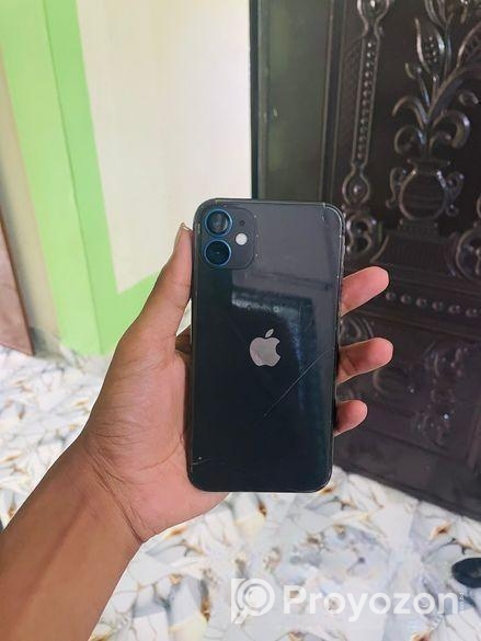 Apple iPhone 11 128gb (Used)