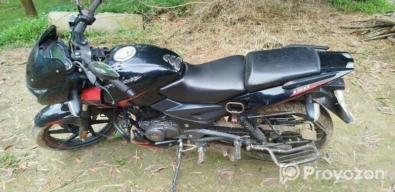 Bajaj Pulsar 150 . 2022