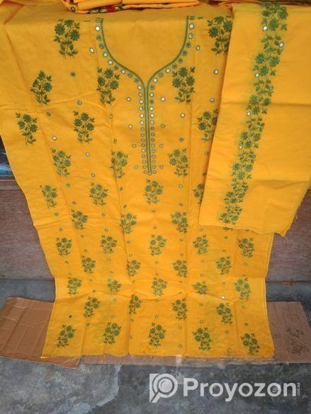 হাতের কাজের ছাপ দেওয়া জামা (নিজে কাজ করতে হবে)