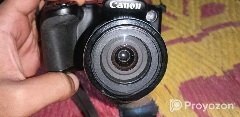 ক্যানন সেমি ডি এস এলআর ক্যামেরা