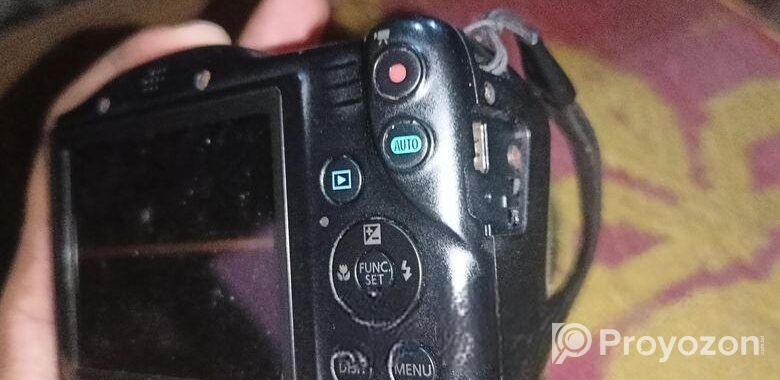 ক্যানন সেমি ডি এস এলআর ক্যামেরা