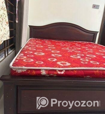 Hatil’s King Size Bed with Mattress