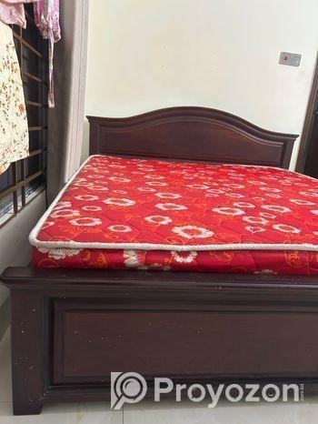 Hatil’s King Size Bed with Mattress