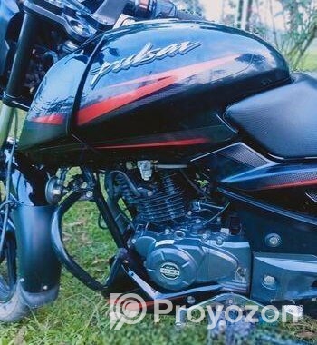Bajaj Pulsar 150 . 2018