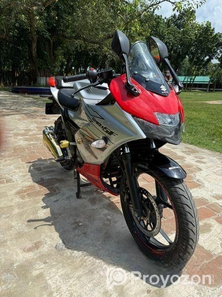 Suzuki Gixxer SF 2022