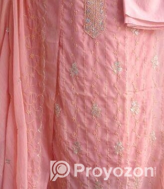 হোয়াইট গোল্ড সিকুইন্স থ্রি-পিস