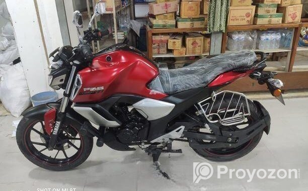 Yamaha FZS V3 RED 2024