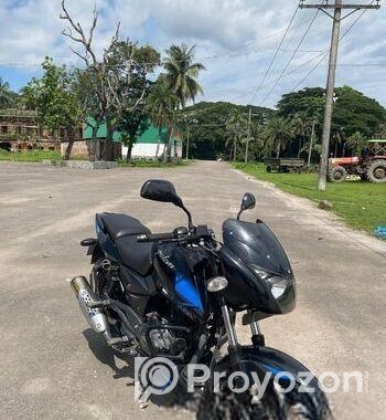 Bajaj Pulsar 150 . 2021