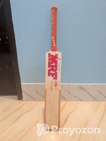 ক্রিকেট ব্যাট