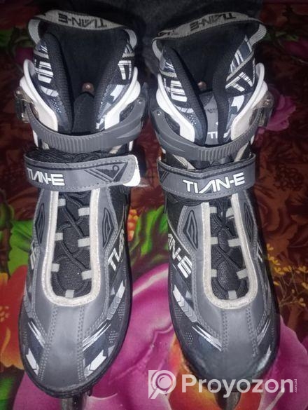 রোলার স্কেটিং