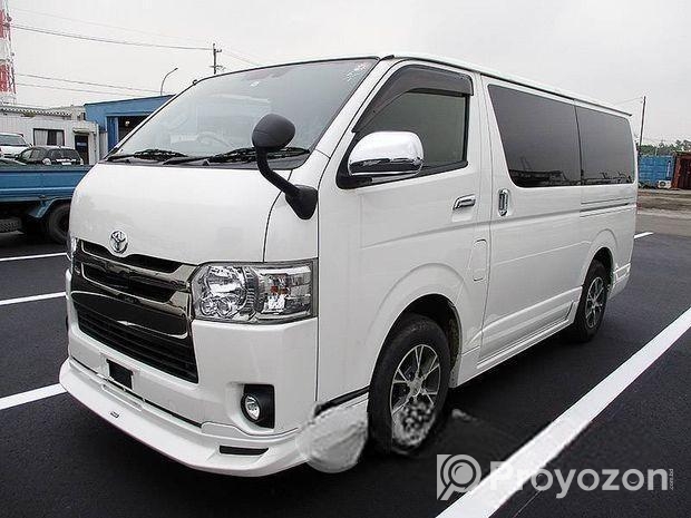 Toyota Hiace Super GL 2020