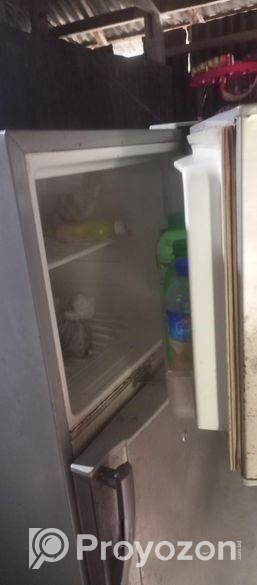 ফ্রিজ বিক্রয়