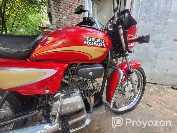 Hero Splendor Plus . 2011