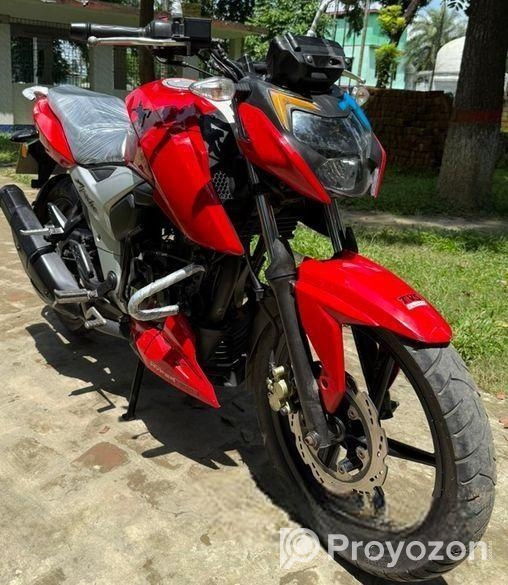 TVS Apache RTR 160 2024