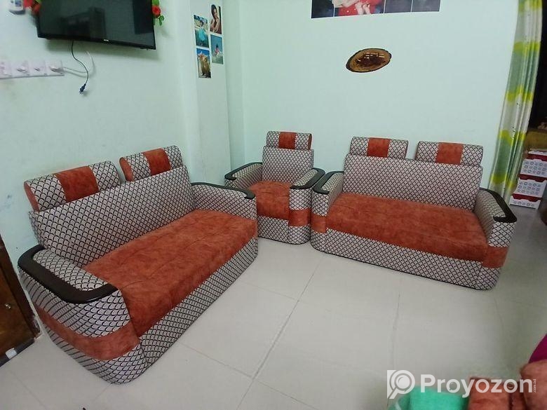 গদি সোফা।