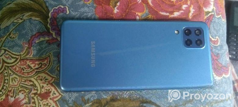 Samsung Galaxy M32 ব্যবহার করা হয়েছে (Used)
