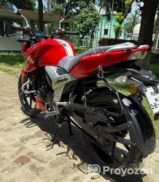 TVS Apache RTR 160 2024