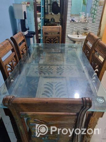 ডাইনিং টেবিল বিক্রয় করা হবে