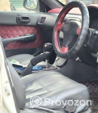 Toyota Carina . 1994