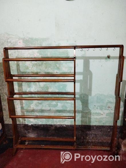 কাঠের আলনা