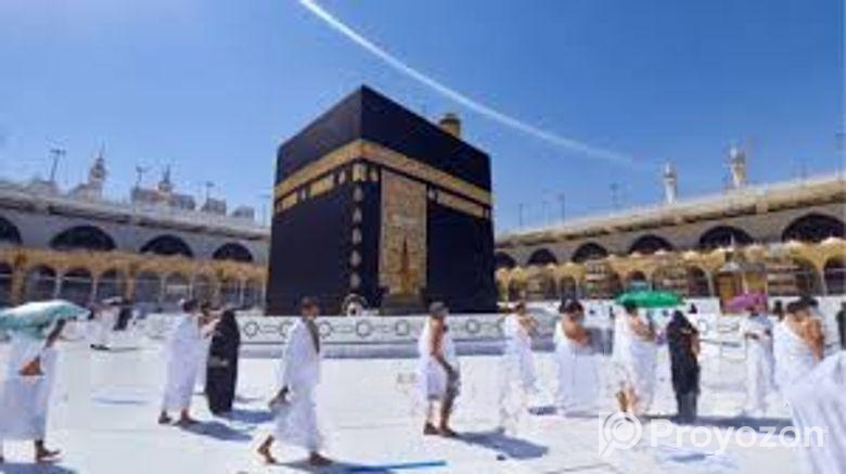 স্পেশাল ওমরাহ অফার পেতে দ্রুত বুকিং কনফার্ম করুন ।