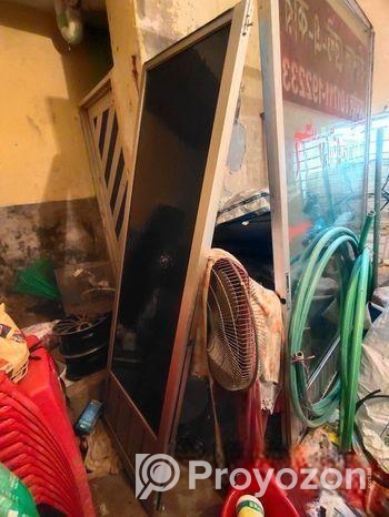 গ্লাস দরজা