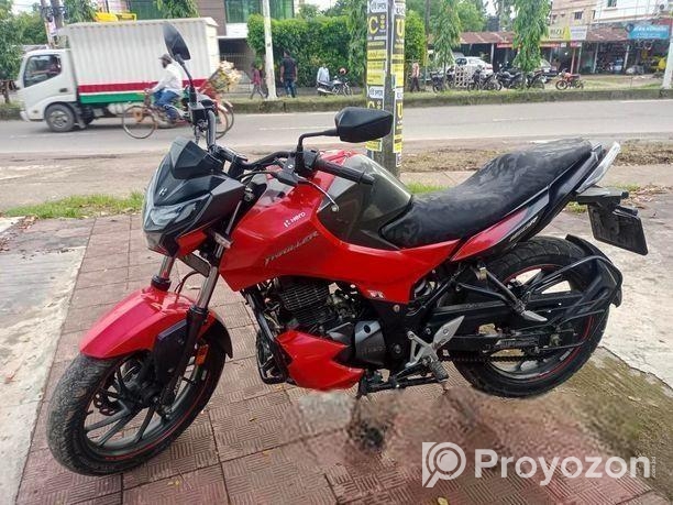 Hero Thriller 160R Refresh 2022