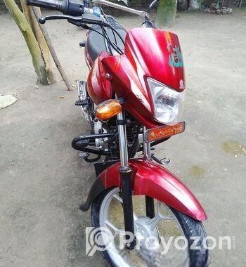 Bajaj Platina 100 . 2019