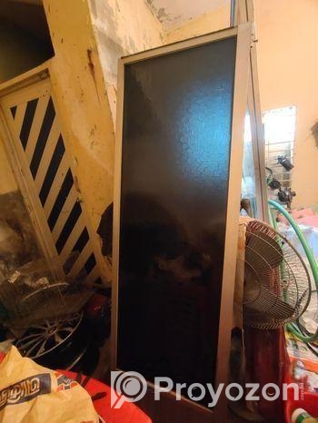 গ্লাস দরজা