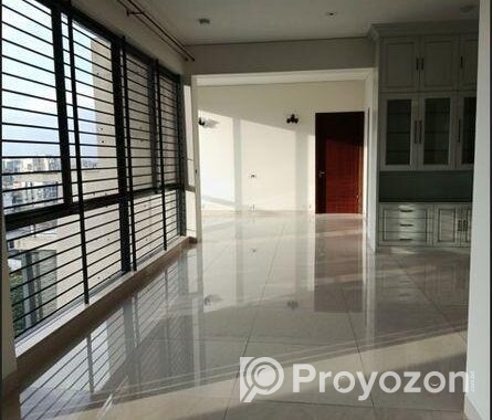 Flat Rent at Dhanmondi 5/A