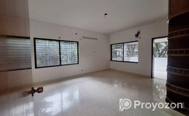 3000Sq ft 4Bed 4bath 2Car Parking South Facing Apartment Rent Gul