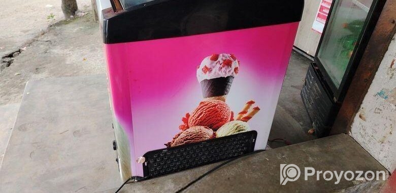 Walton 280l Ice Cream Freezer
