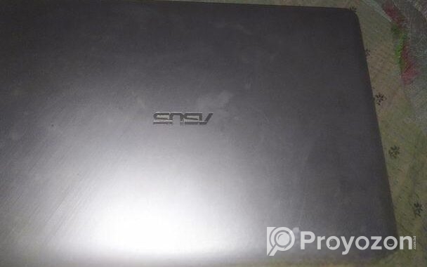 Asus laptop 2022