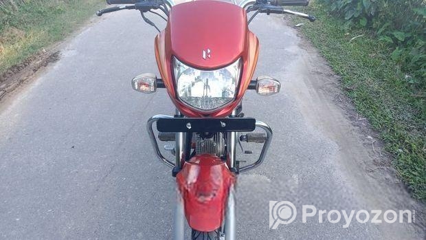 Hero HF Deluxe 2024