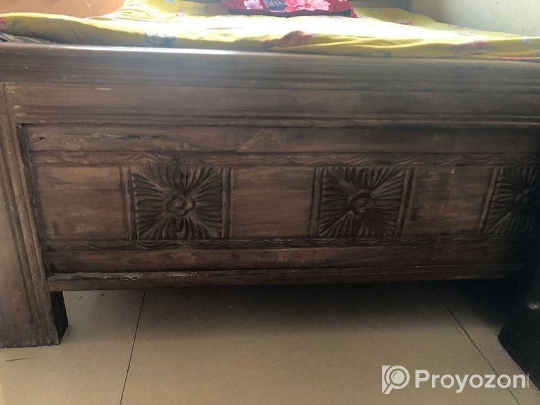 সেগুন কাঠের ৫/৭ খাট বিক্রি হবে