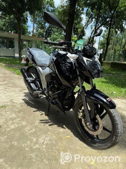 TVS Apache RTR 160 2024