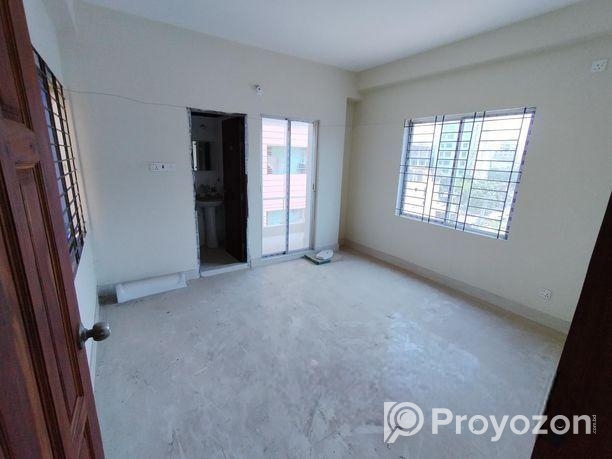 মোঃপুর নবীনগর হাউজিং এ রেডি ফ্ল্যাট কিনুন সাশ্রয়ী দামে।