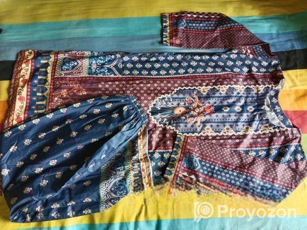 স্টক ক্লিয়ারেন্স লেডিস্ আইটেম