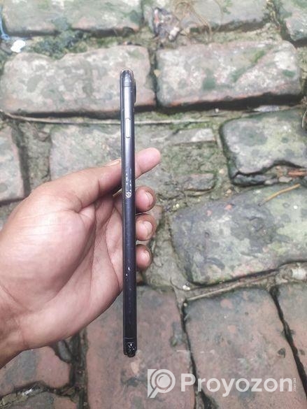 Apple iPhone 7 Plus . (Used)