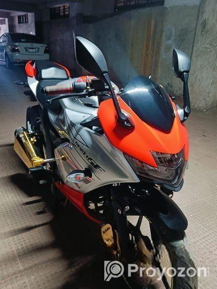 Suzuki Gixxer SF . 2024