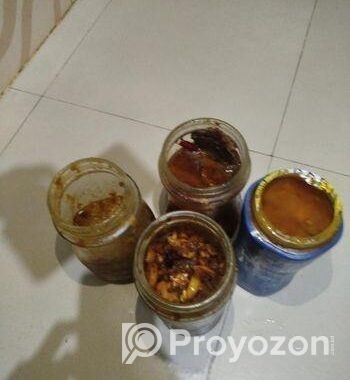 রসুনের আচার।