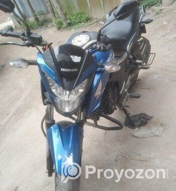 Honda Hornet 2022