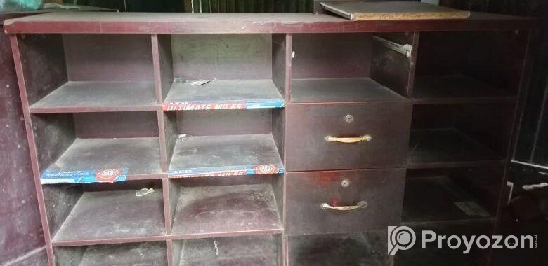 একটি ক্যাস কাউন্টার বিক্রি হবে