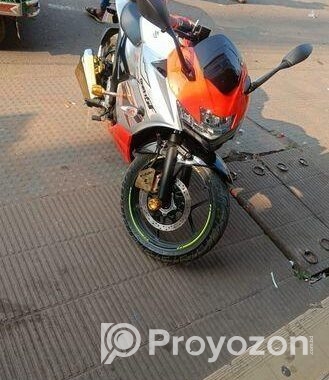 Suzuki Gixxer SF . 2024