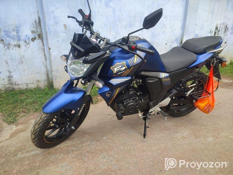 Yamaha FZs V2 . 2025